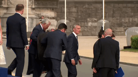 Kolarska-Bobińska broni Junckera: "Jakbym miała parę godzin słuchać Trumpa, też bym sobie golnęła"