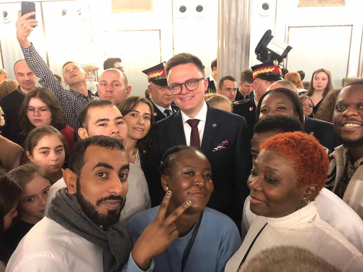 Sondaż: Szymon Hołownia najlepiej ocenianym marszałkiem Sejmu ostatnich 20 lat